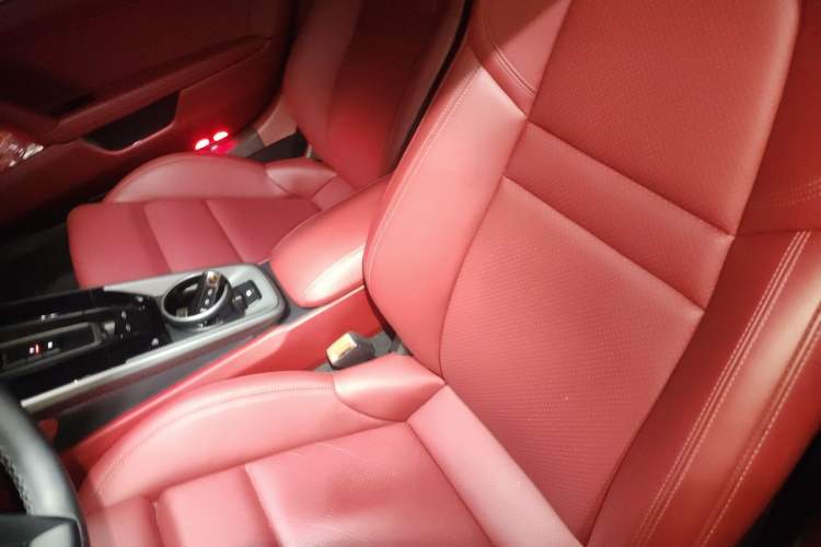 Used Porsche 911 2022 Targa 4 3.0T Left Front Seat