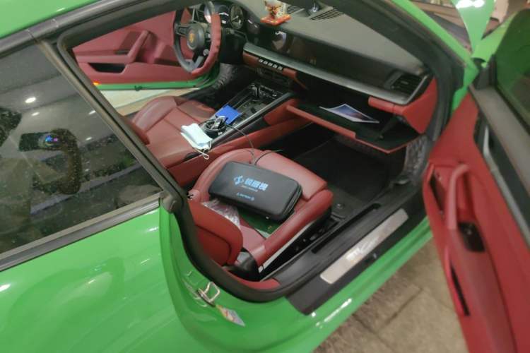 Used Porsche 911 2022 Carrera 3.0T Left Rear Seat