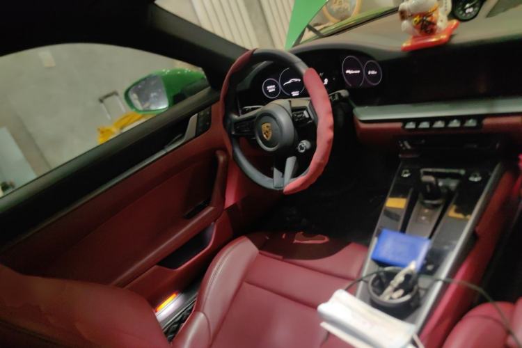 Used Porsche 911 2022 Carrera 3.0T Steering Wheel
