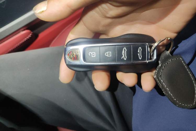 Used Porsche 911 2022 Targa 4 3.0T Vehicle Key