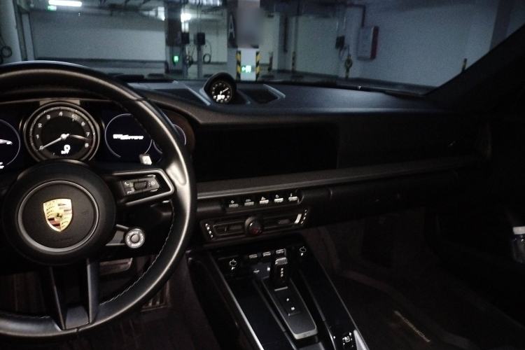 Used Porsche 911 2022 Carrera 3.0T Center Console