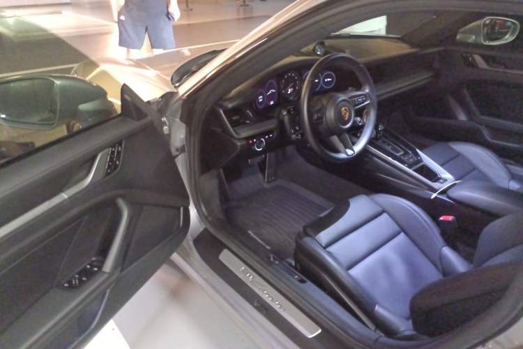 Used Porsche 911 2022 Carrera 3.0T Driver Seat