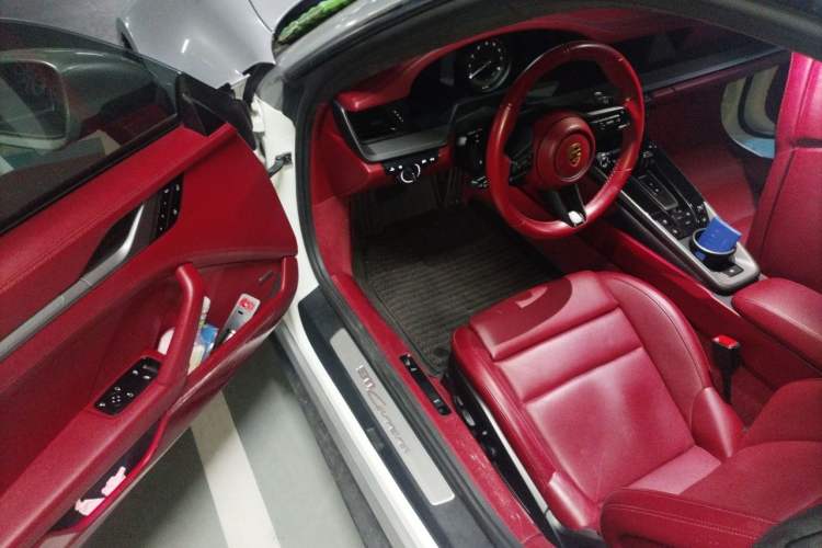 Used Porsche 911 2022 Carrera 3.0T Driver Seat