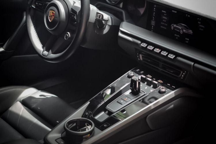 Used Porsche 911 2022 Carrera S 3.0T Interior 6