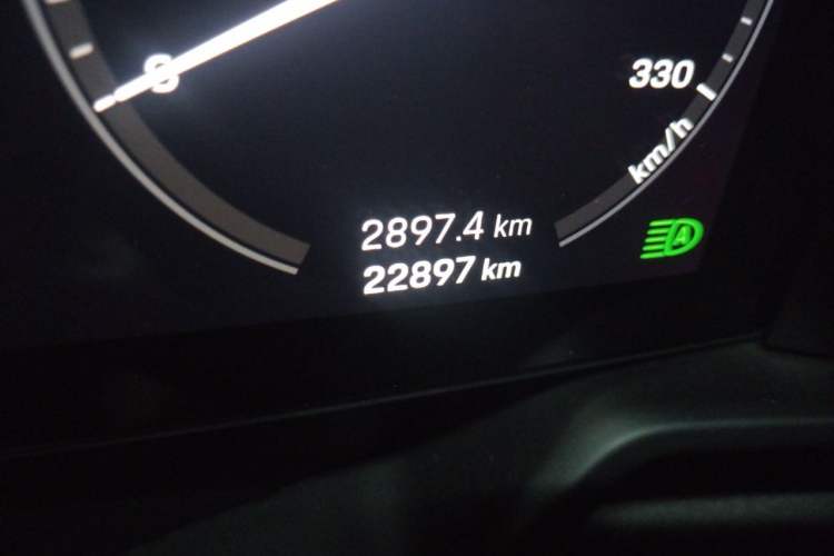 Used Porsche 911 2022 Carrera 3.0T Odometer Close Up