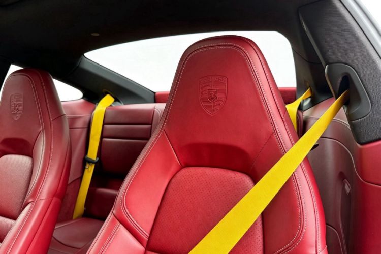 Used Porsche 911 2022 Carrera 3.0T Interior 10