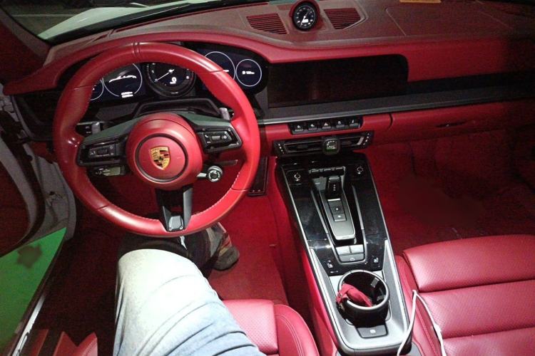 Used Porsche 911 2022 Carrera Cabriolet 3.0T Interior 2