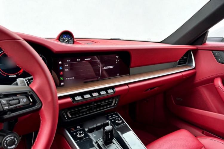 Used Porsche 911 2022 Carrera 3.0T Interior 2