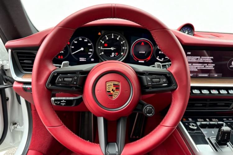 Used Porsche 911 2022 Carrera 3.0T Interior 5