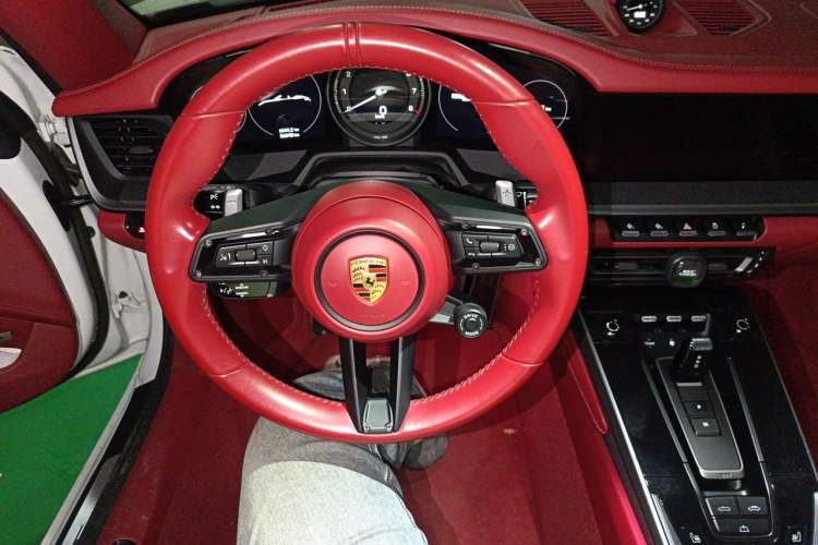 Used Porsche 911 2022 Carrera Cabriolet 3.0T Steering Wheel