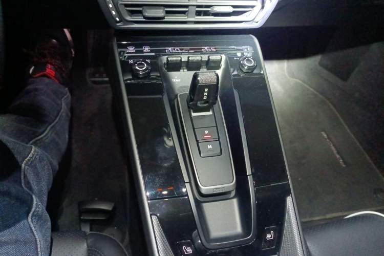 Used Porsche 911 2023 Carrera 3.0T Gear Lever