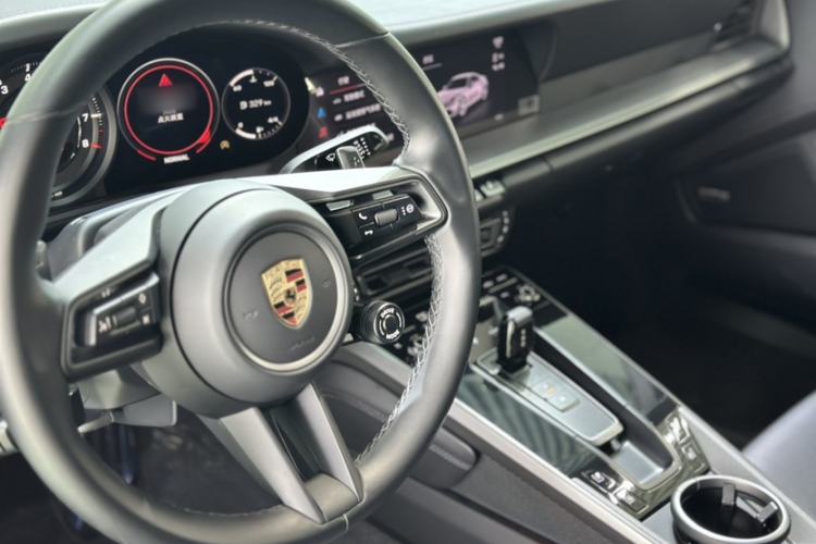 Used Porsche 911 2023 Carrera 3.0T Interior 1