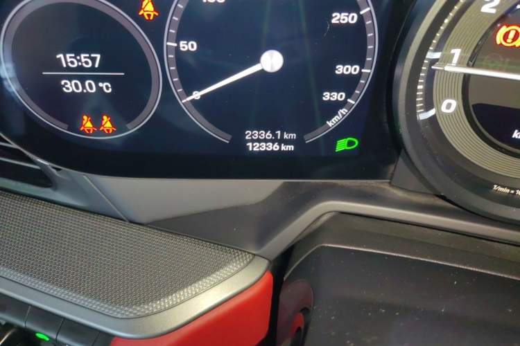 Used Porsche 911 2023 Carrera 3.0T Odometer Close Up