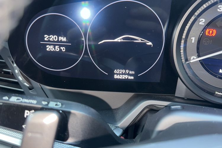 Used Porsche 911 2023 Carrera 3.0T Odometer Close Up