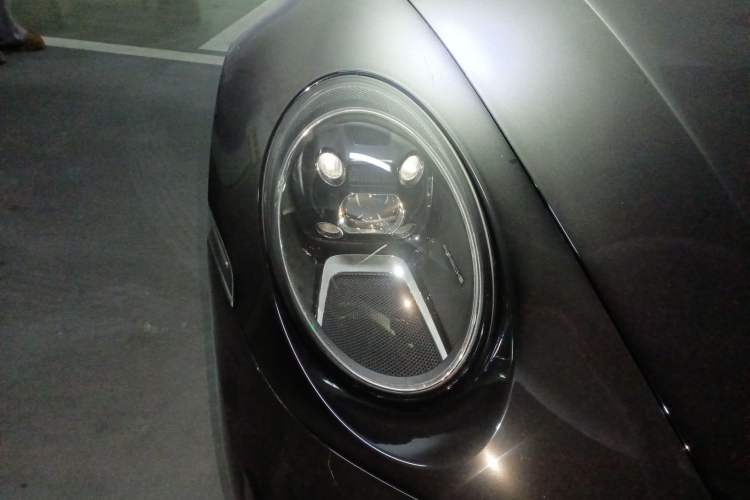 Used Porsche 911 2023 Carrera 3.0T Right Front Headlight