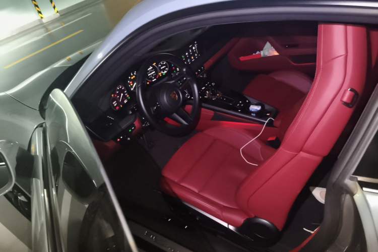Used Porsche 911 2023 Carrera 3.0T Driver Seat