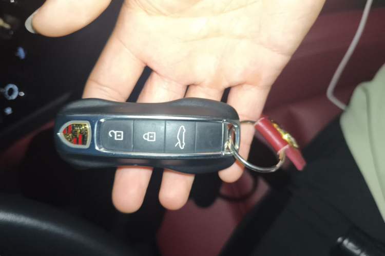 Used Porsche 911 2023 Carrera 3.0T Vehicle Key