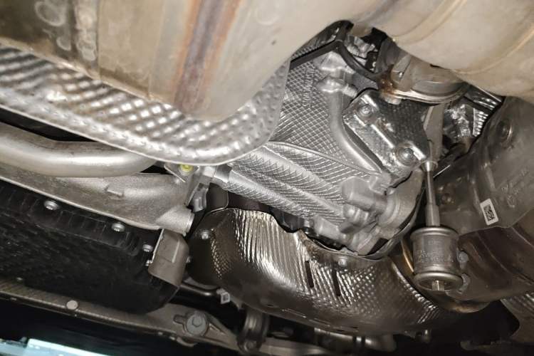 Used Porsche 911 2023 Carrera 3.0T Engine Bay Left