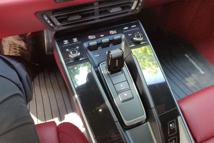 Used Porsche 911 2023 Carrera 3.0T Gear Lever