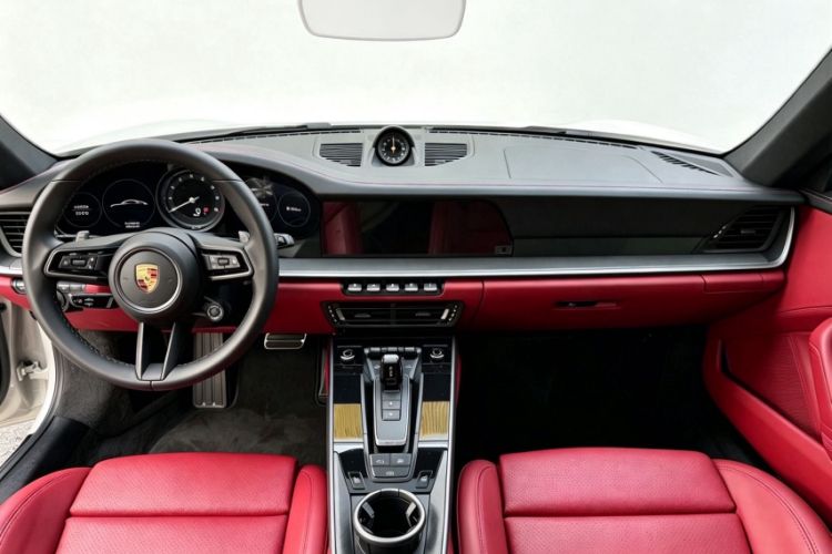 Used Porsche 911 2023 Carrera 3.0T Interior 3