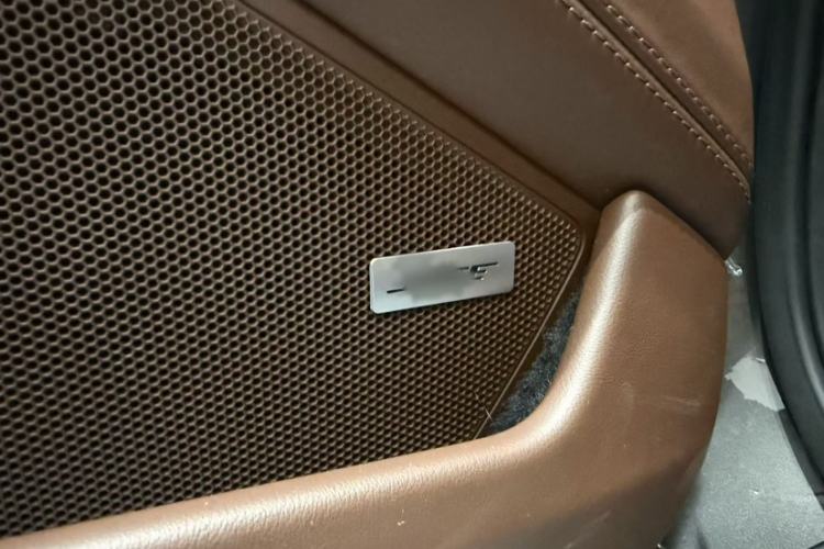 Used Porsche 911 2023 Carrera 3.0T Interior 7