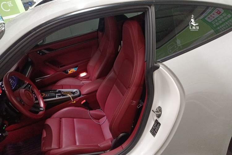 Used Porsche 911 2023 Carrera 3.0T Left Rear Seat