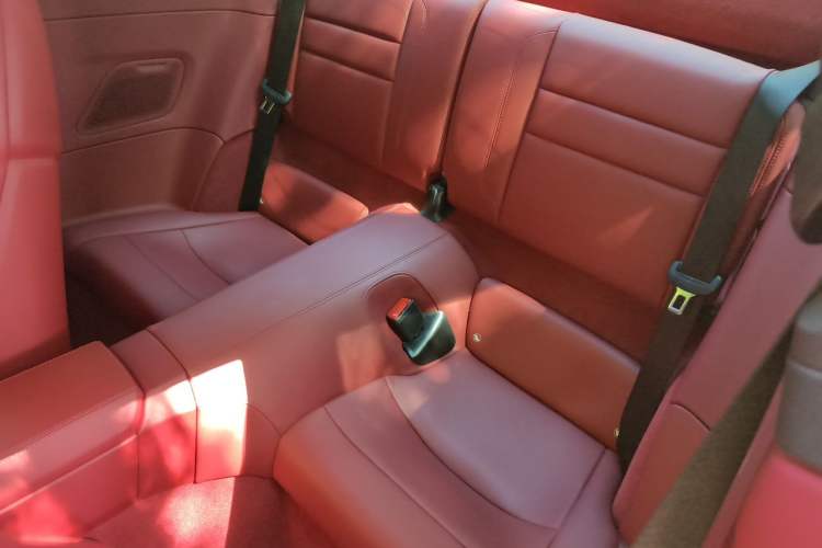 Used Porsche 911 2023 Carrera 3.0T Left Rear Seat