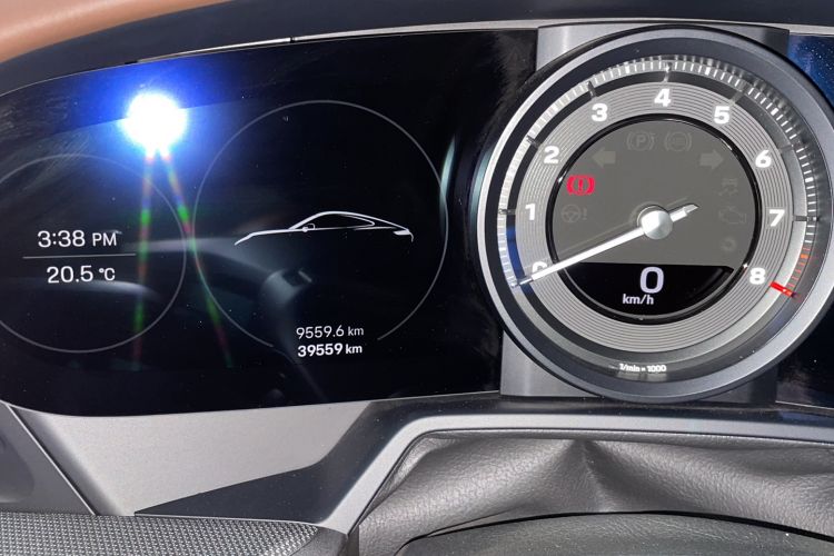 Used Porsche 911 2023 Carrera 3.0T Odometer Close Up