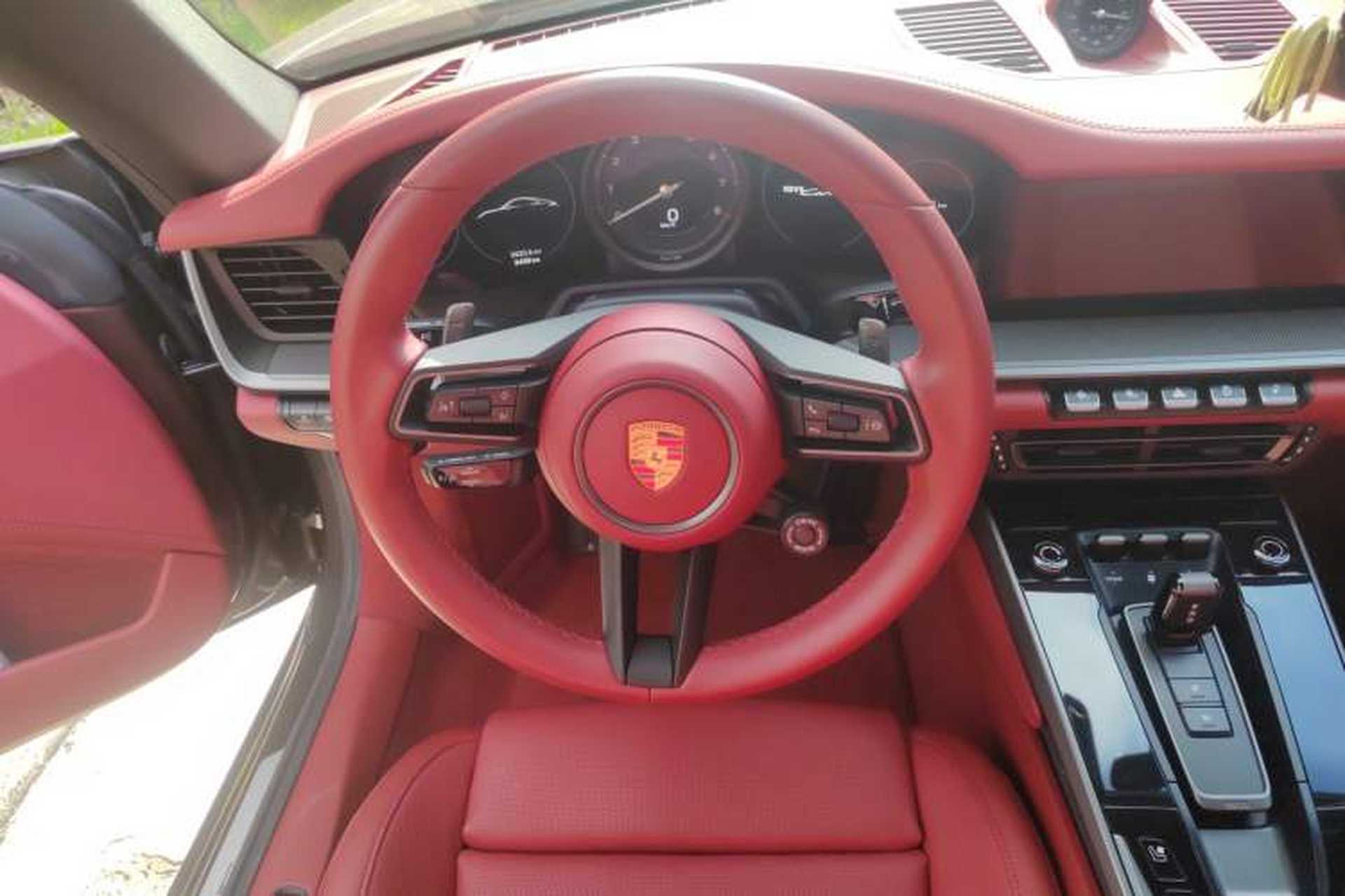 Used Porsche 911 2023 Carrera 3.0T Steering Wheel