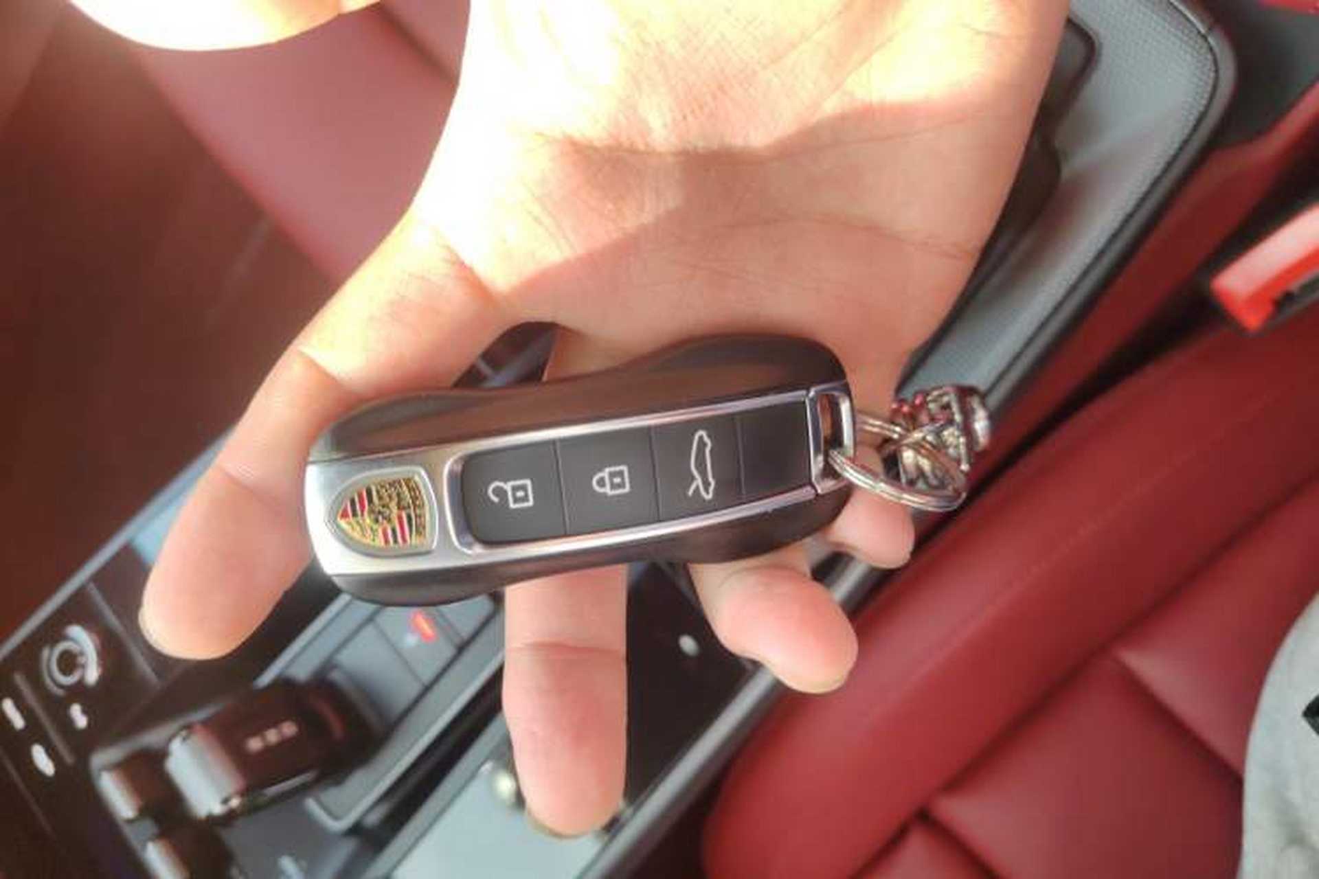 Used Porsche 911 2023 Carrera 3.0T Vehicle Key