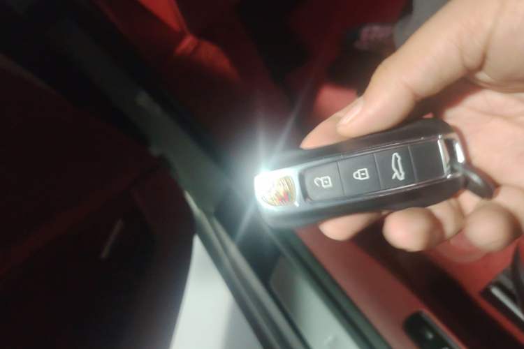 Used Porsche 911 2023 Carrera 3.0T Vehicle Key