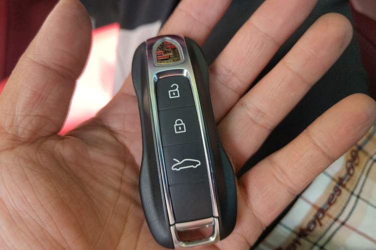 Used Porsche 911 2023 Carrera 3.0T Vehicle Key