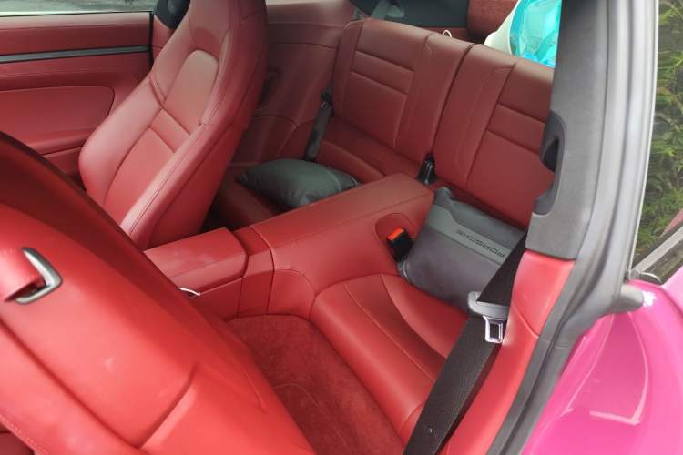Used Porsche 911 2023 Carrera 3.0T Left Rear Seat