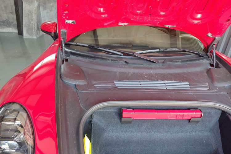 Used Porsche 911 2023 Carrera S 3.0T Engine Bay Right