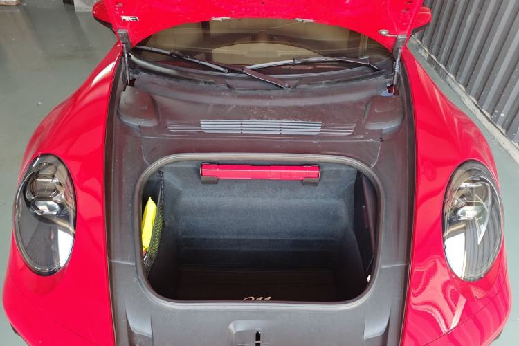 Used Porsche 911 2023 Carrera S 3.0T Engine Bay