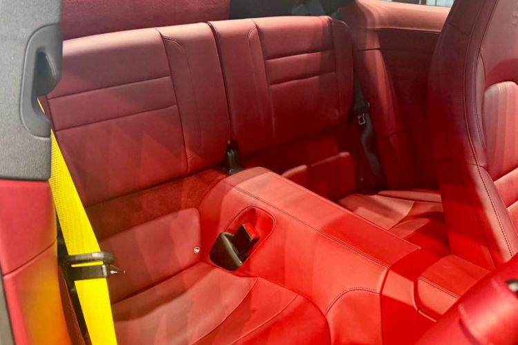 Used Porsche 911 2023 Carrera 3.0T Interior 5