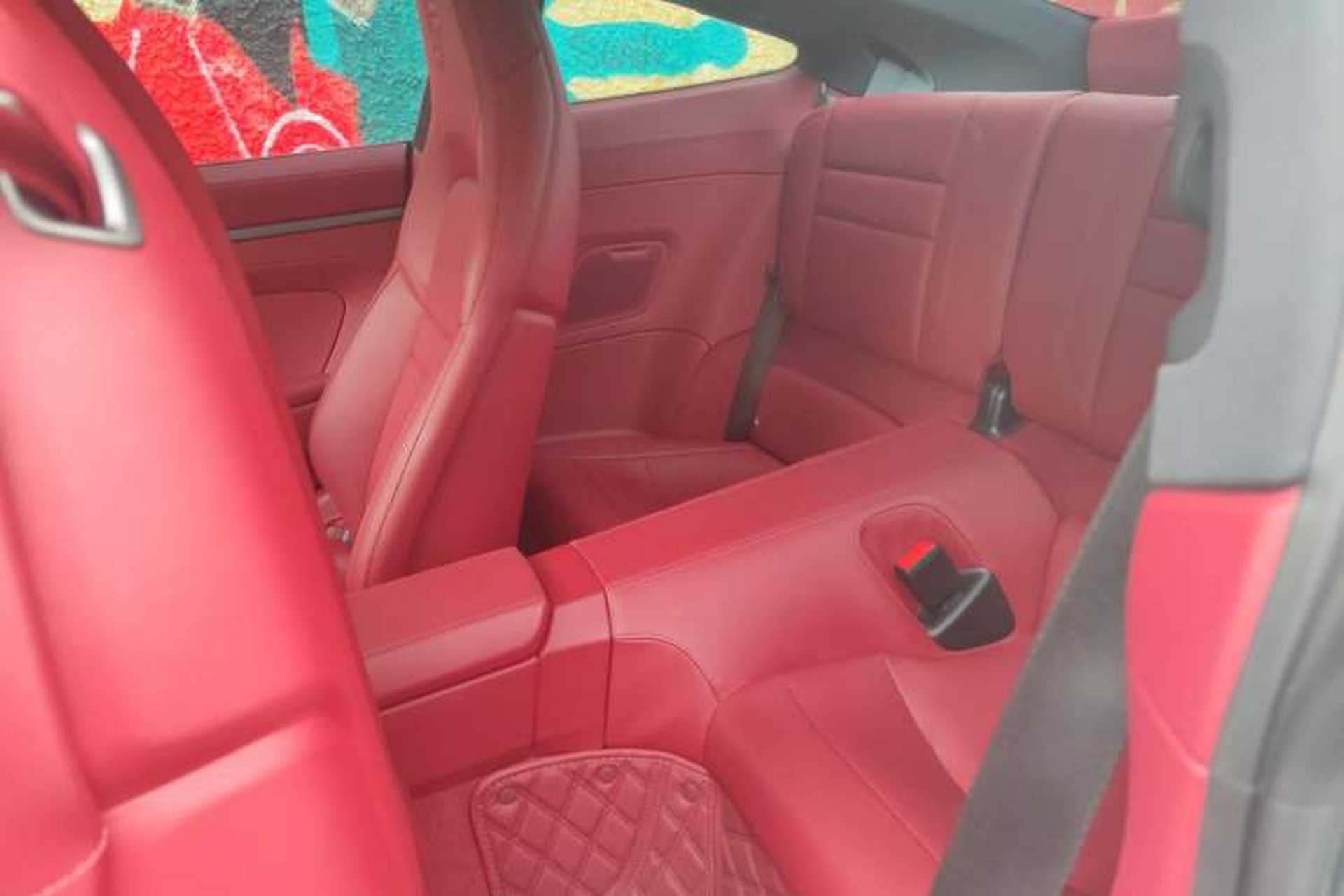 Used Porsche 911 2023 Carrera 3.0T Left Rear Seat