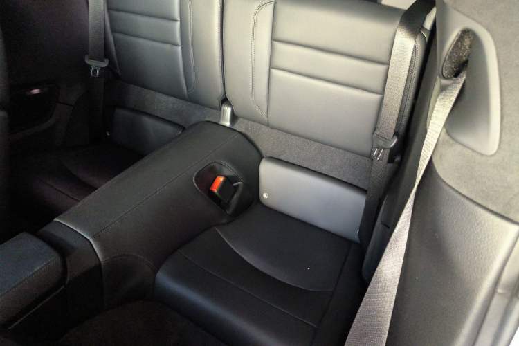 Used Porsche 911 2023 Targa 4 3.0T Left Rear Seat