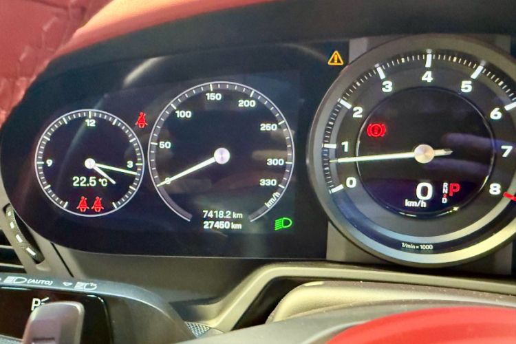 Used Porsche 911 2023 Carrera 3.0T Odometer Close Up