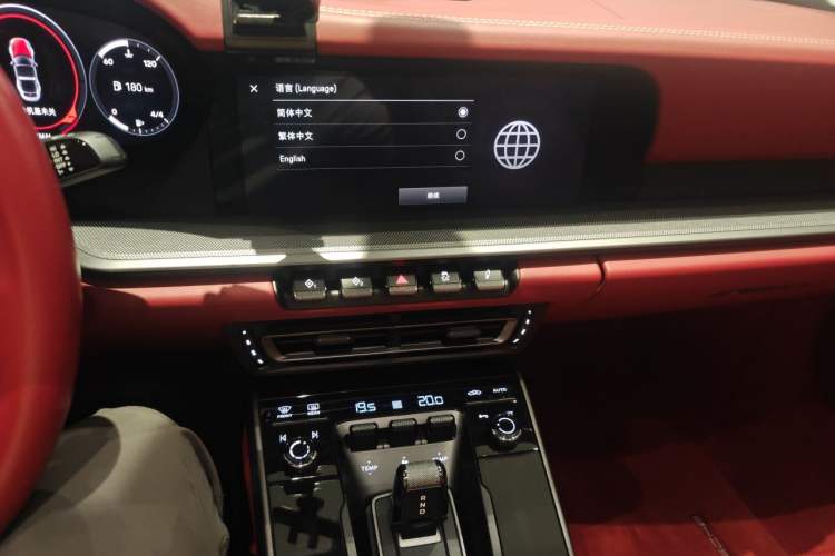 Used Porsche 911 2023 Targa 4 3.0T Audio And AC Panel