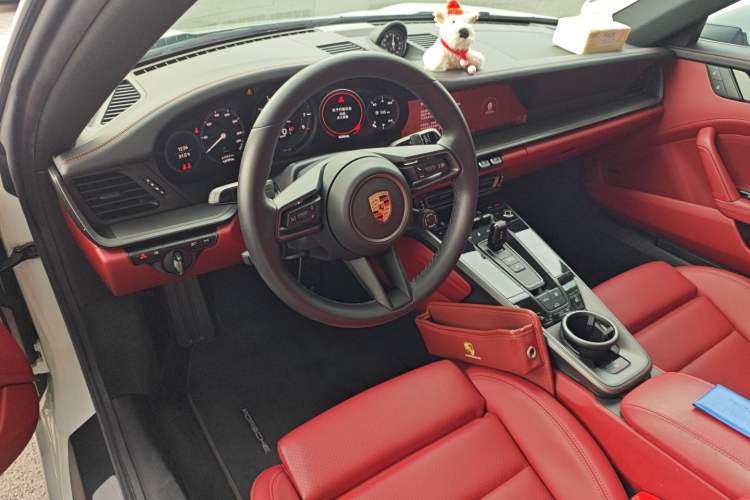 Used Porsche 911 2023 Carrera 3.0T Center Console