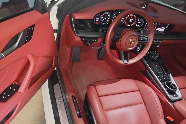 Used Porsche 911 2023 Carrera 3.0T Driver Seat