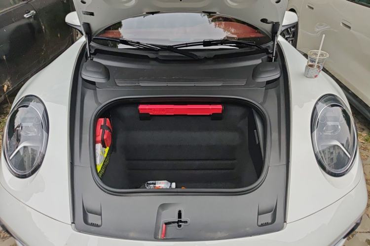 Used Porsche 911 2023 Carrera 3.0T Engine Bay