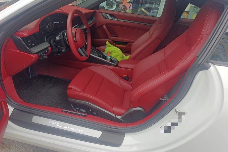 Used Porsche 911 2023 Carrera 3.0T Left Front Seat