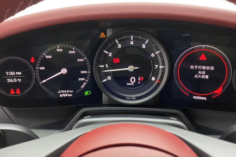 Used Porsche 911 2023 Carrera 3.0T Odometer Close Up