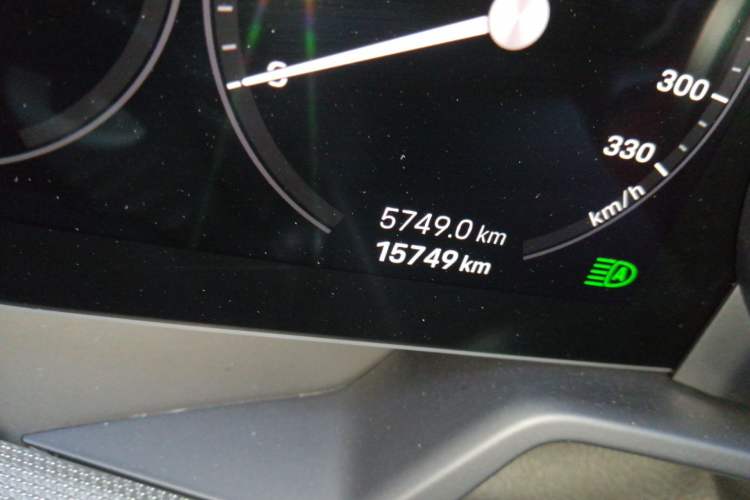 Used Porsche 911 2023 Carrera 3.0T Odometer Close Up