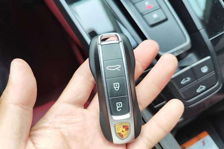 Used Porsche 911 2023 Carrera 3.0T Vehicle Key