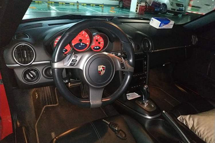 Used Porsche Boxster 2009 Boxster S 3.4L Center Console