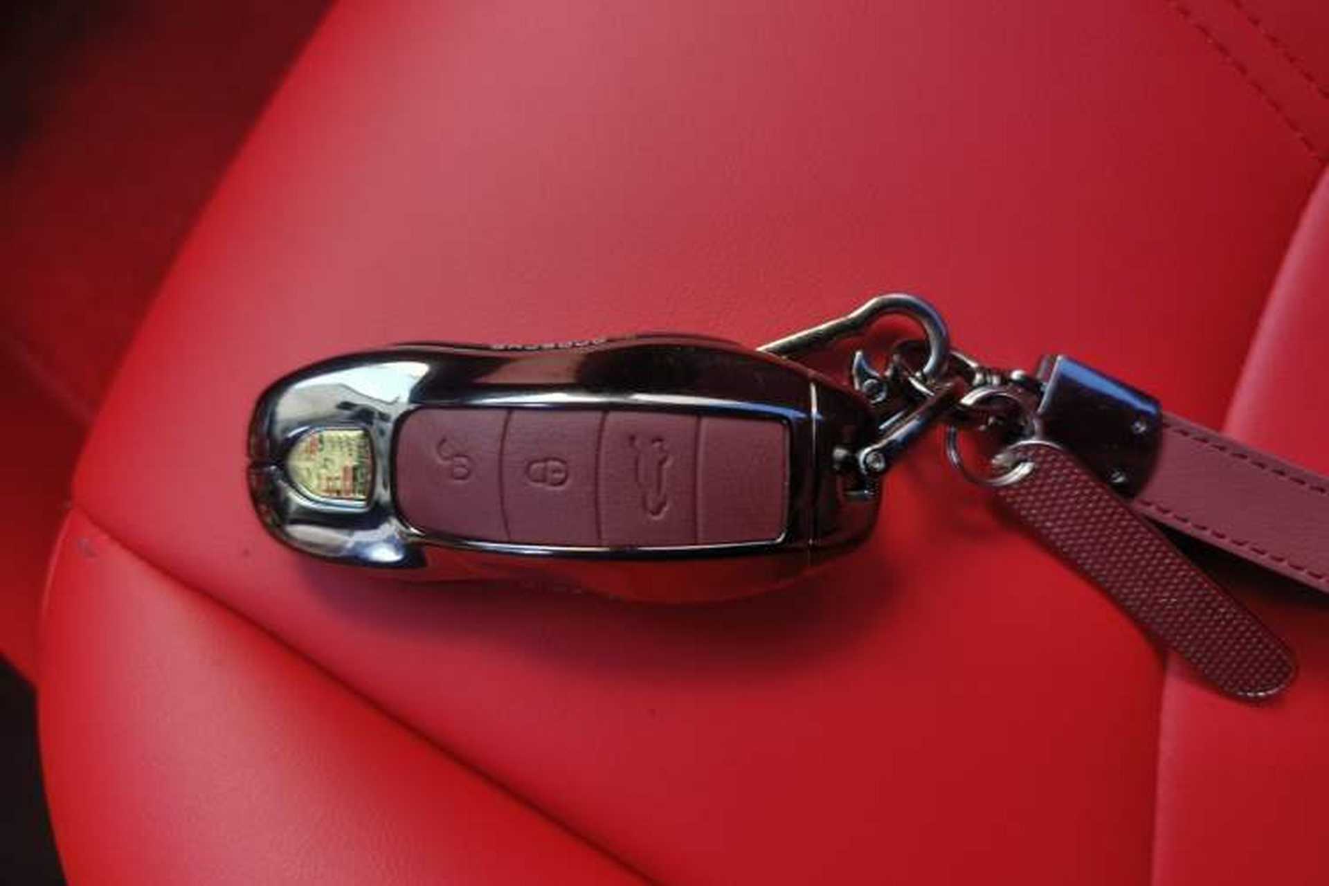 Used Porsche Boxster 2009 Boxster 2.9L Vehicle Key