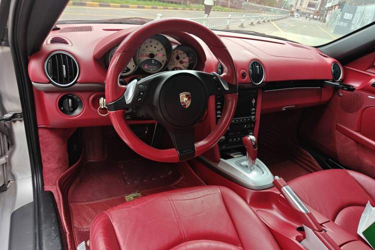 Used Porsche Boxster 2009 Boxster 2.9L Center Console